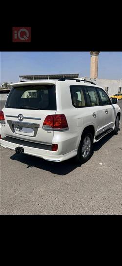 تويوتا لاندكروزر